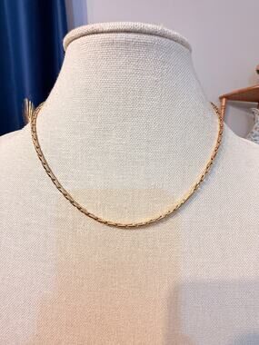 Vintage 17” Gold Tone Textured Link Chain Necklace
